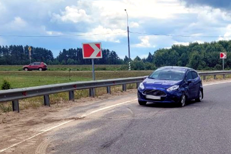 Фото с места ДТП предоставлено сотрудниками УГИБДД по Тверской области.