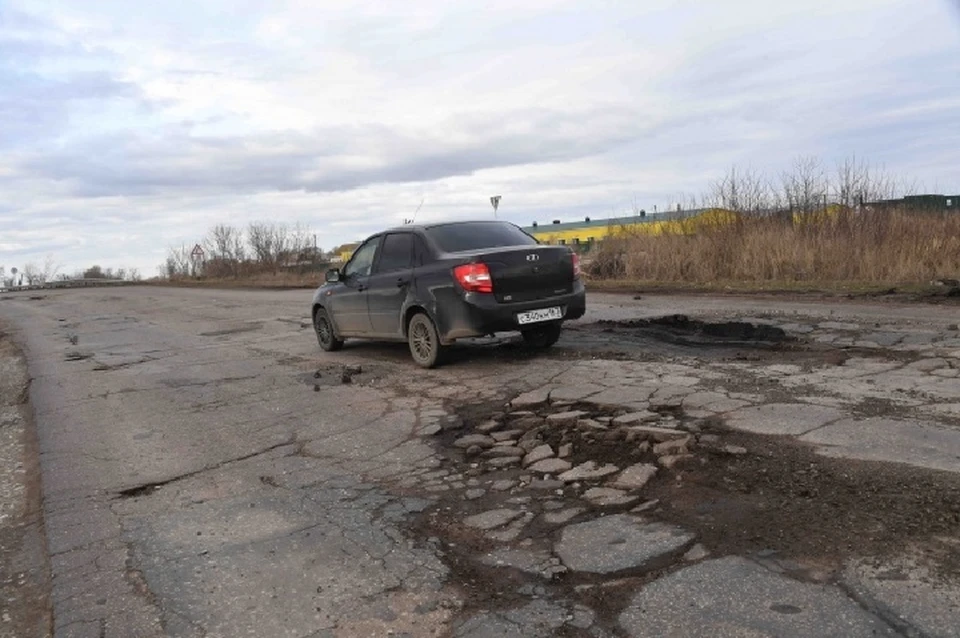 Порядка 95% дорог в Горловке требуют капитального ремонта и восстановления