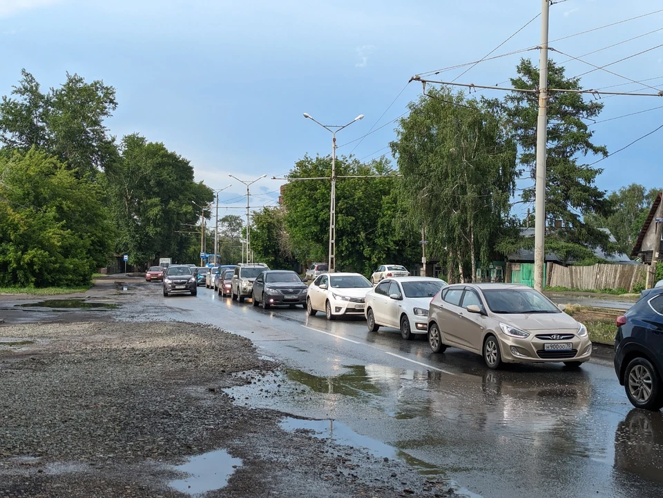 Дождь фото. Когда будет дождь. Томск с воздуха. Град и ливень Вагнер.