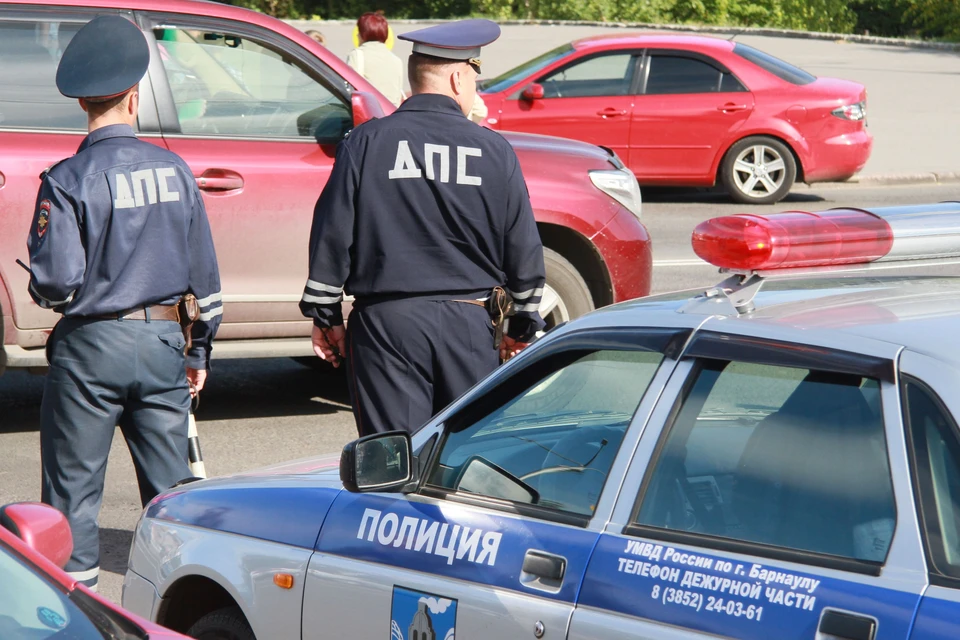 За покупку поддельных прав грозит уголовная ответственность