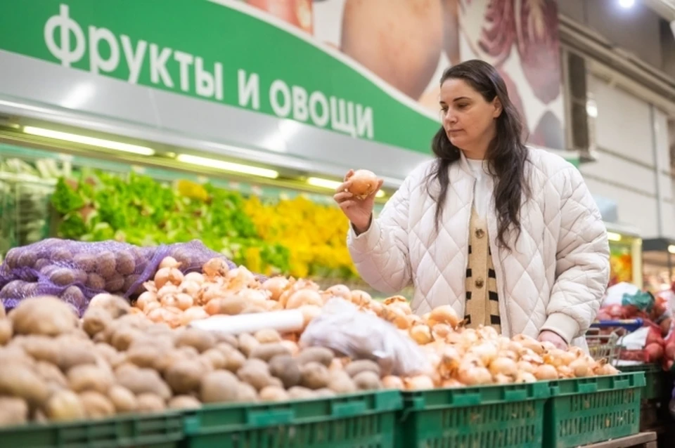 За месяц стоимость условного набора продуктов питания выросла на 3%.