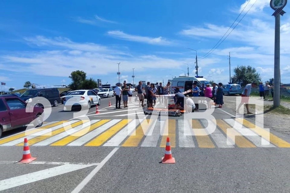 Мотоциклист сбил пешеходов на нерегулируемом переходе Фото: пресс-служба ГУ МВД РФ по Краснодарскому краю