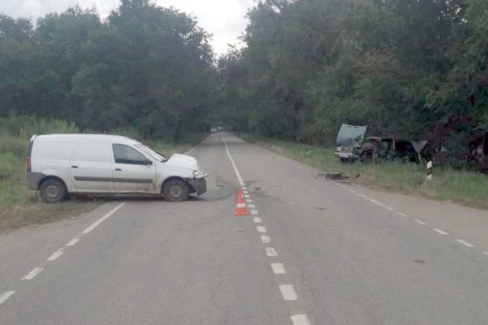 В аварии пострадали 4 человека. Фото: УГИБДД по СК