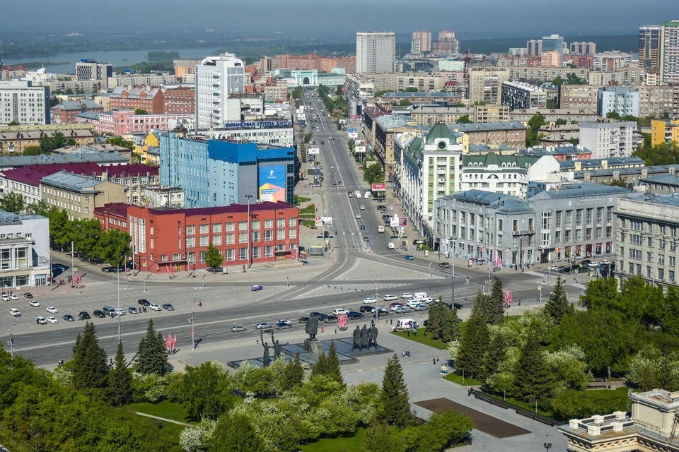 Камеры на машинах снимали панораму города.