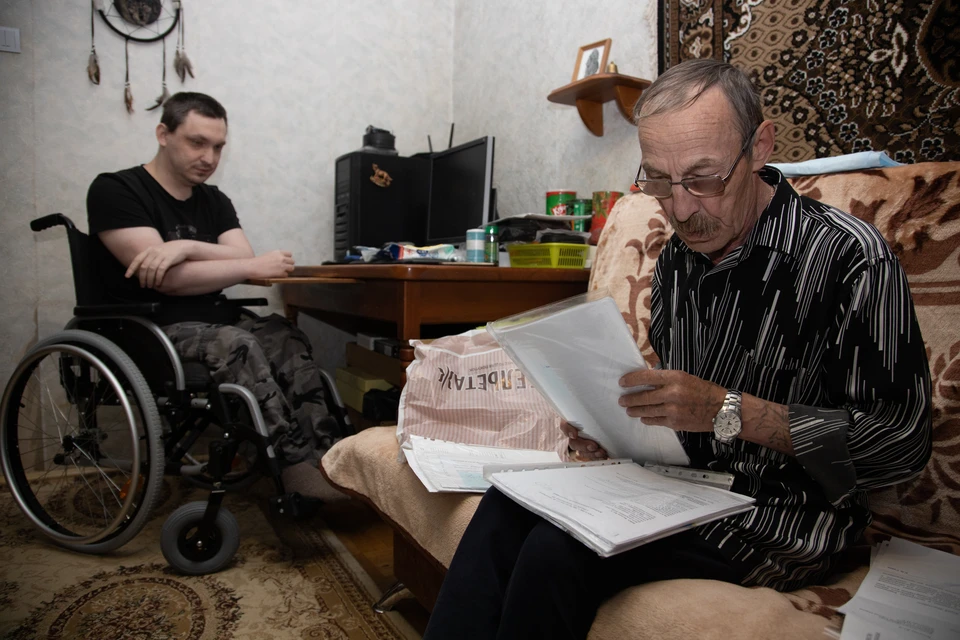 Сначала мама, а сейчас и отец инвалида Андрей Волкова отсудили компенсацию за случившееся.