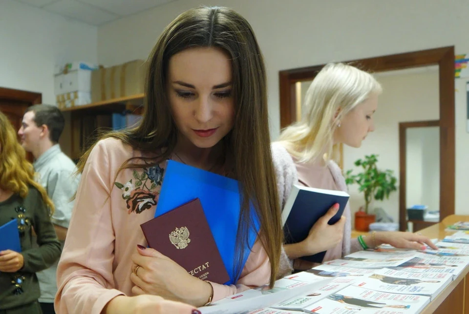 Приемная кампания для подачи документов на бюджетные места завершена, абитуриентам остается ждать результатов.
