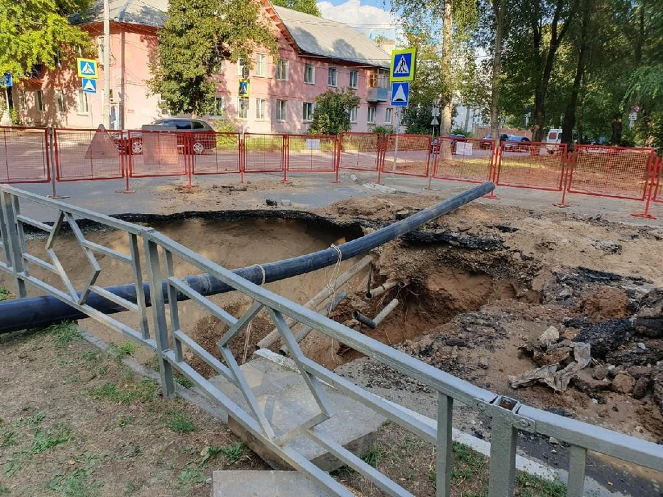 Яма оказалась внушительных размеров.