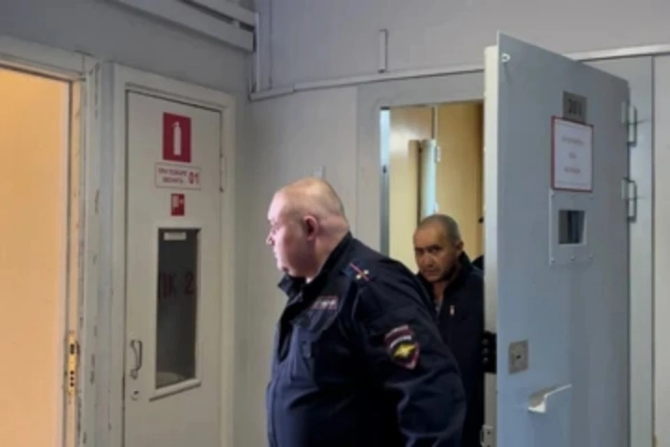 Мужчина будет находиться под арестом ещё 2 месяца.