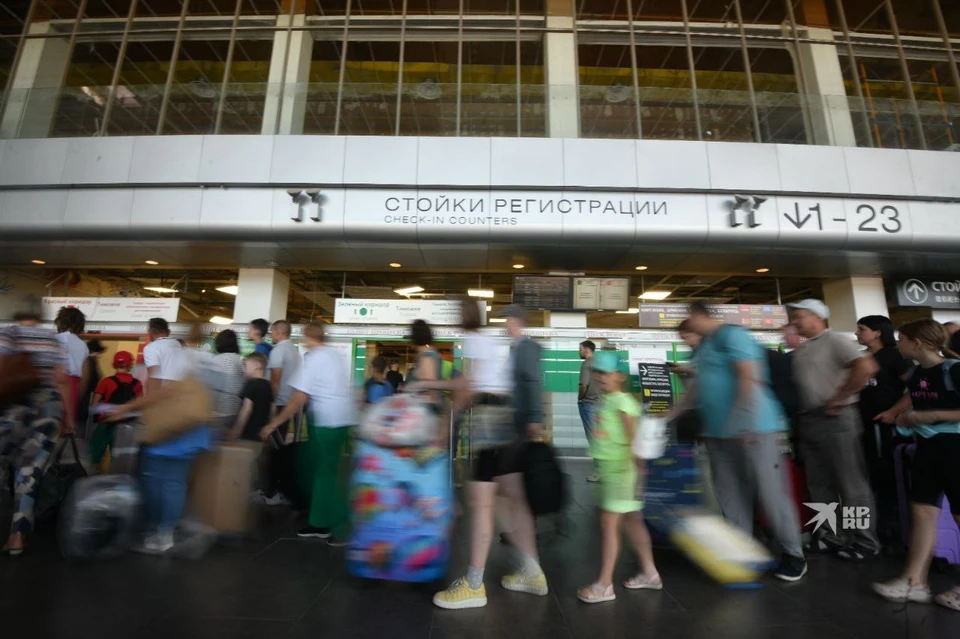 Из Екатеринбурга в Турцию самолет улетел только 14 августа в 20:30