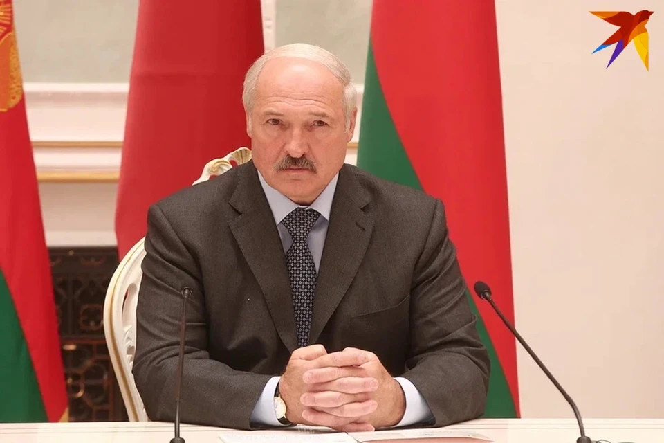 Лукашенко поздравил личный состав и ветеранов Военно-воздушных сил с профессиональным праздником.