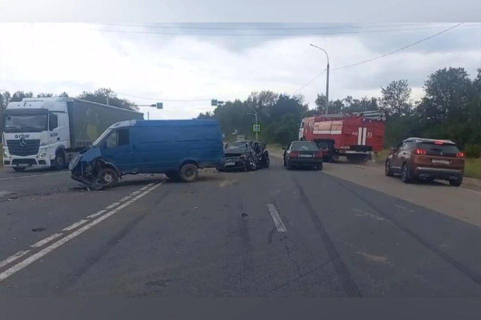 Один человек пострадал в массовом ДТП на трассе М-7 в Нижегородской области. Фото: УГИБДД по Нижегородской области.