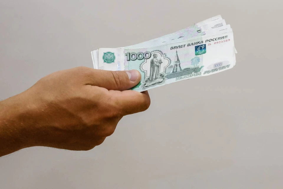 Глава фирмы предлагал приставу вознаграждение в 2,9 млн рублей, но тот отказался