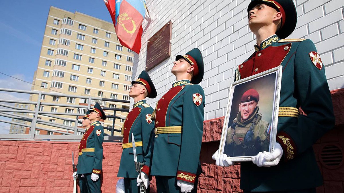 В Подмосковье появилась улица Героя России старшего лейтенанта Александра  Потапова - KP.RU