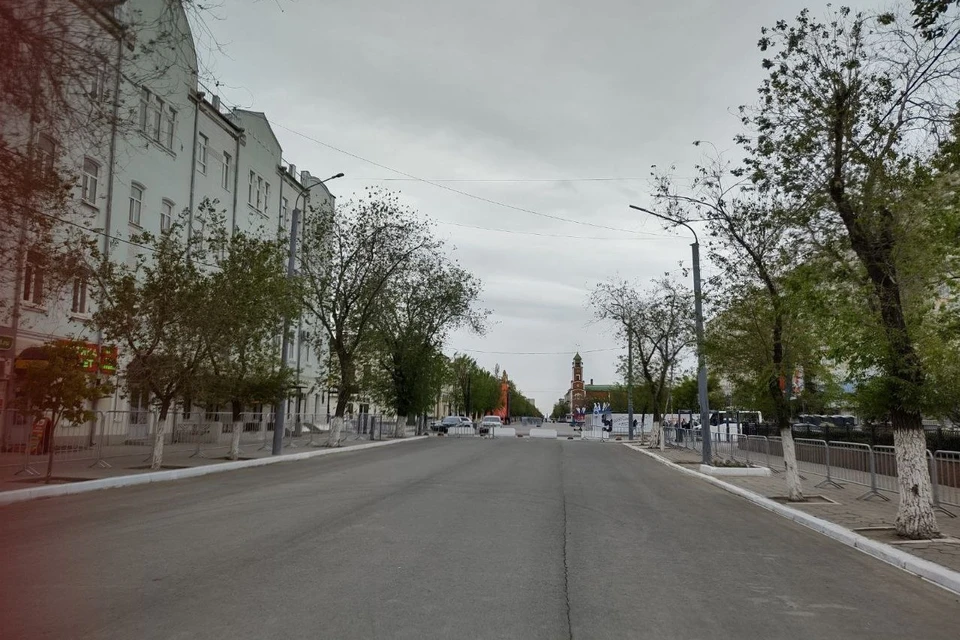 В отдельных восточных и северных районах ожидается кратковременный дождь.