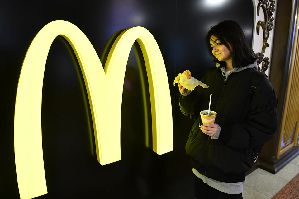 Большинство россиян не ждут возвращения ни McDonald`s, ни каких-либо других западных брендов