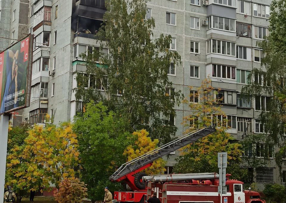В Ульяновске во время пожара на Димитрова госпитализировали владельца квартиры | ФОТО: телеграм-канал Симбирский шугожор