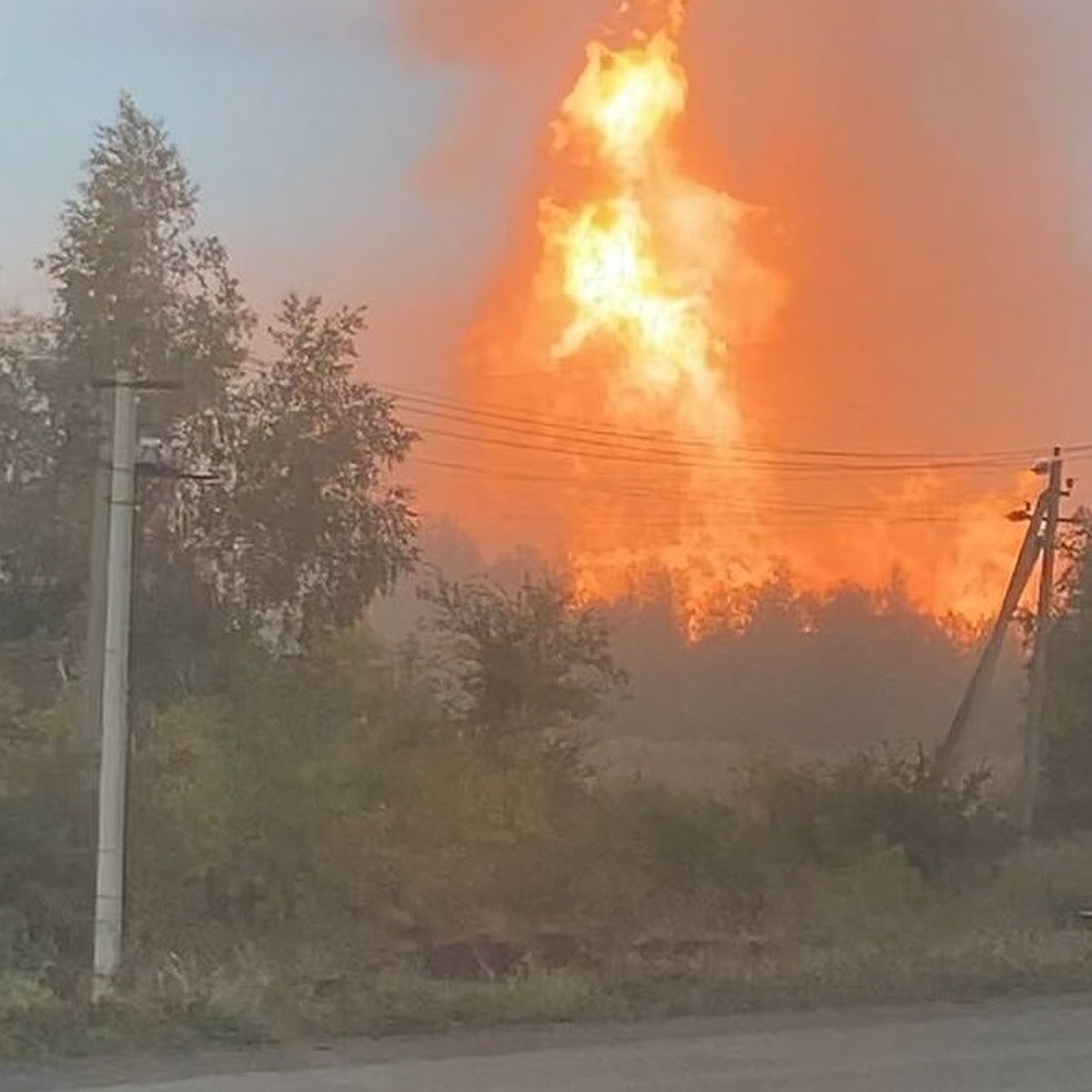 В Гагаринском районе Саратова загорелся газопровод - KP.RU