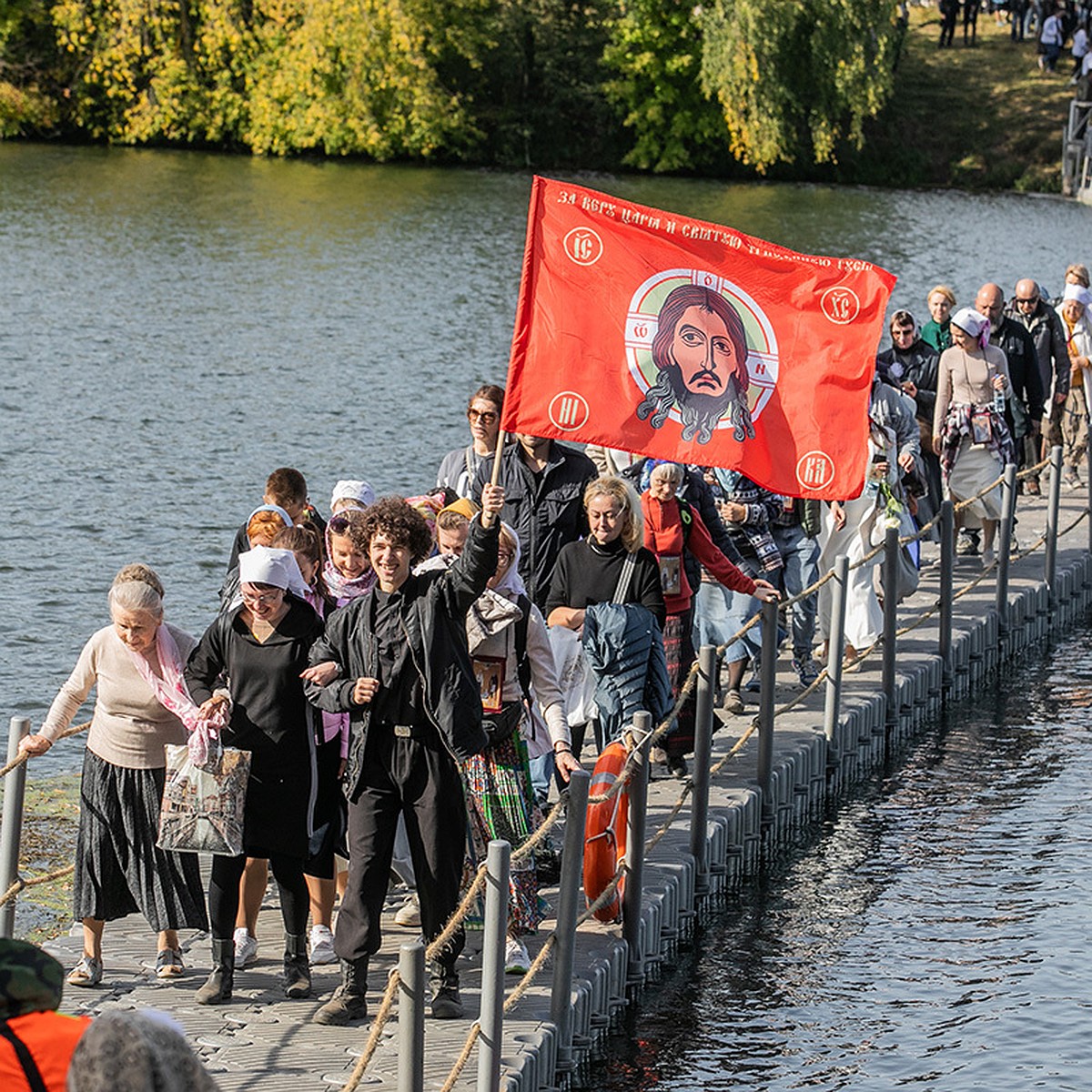 Святая Елисавета, храни землю Русскую!»: В Подмосковье прошел 12-й  Елисаветинский крестный ход - KP.RU