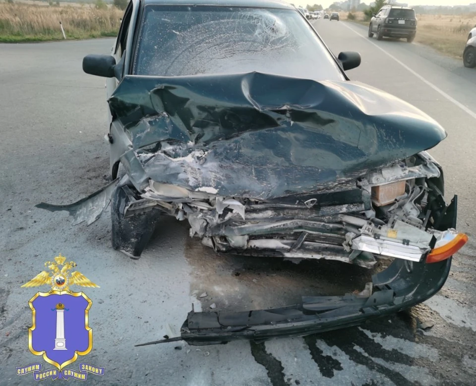В лобовом ДТП в Ульяновской области пострадал водитель одной из иномарок. Фото ГИБДД УО