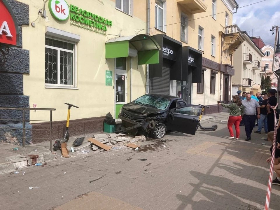 Выписаны еще два человека, пострадавших в жутком ДТП в центре Калуги