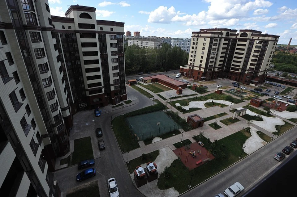На оперативном совещании в правительстве Ярославской области обсудили ход работ по программе «Наши дворы».