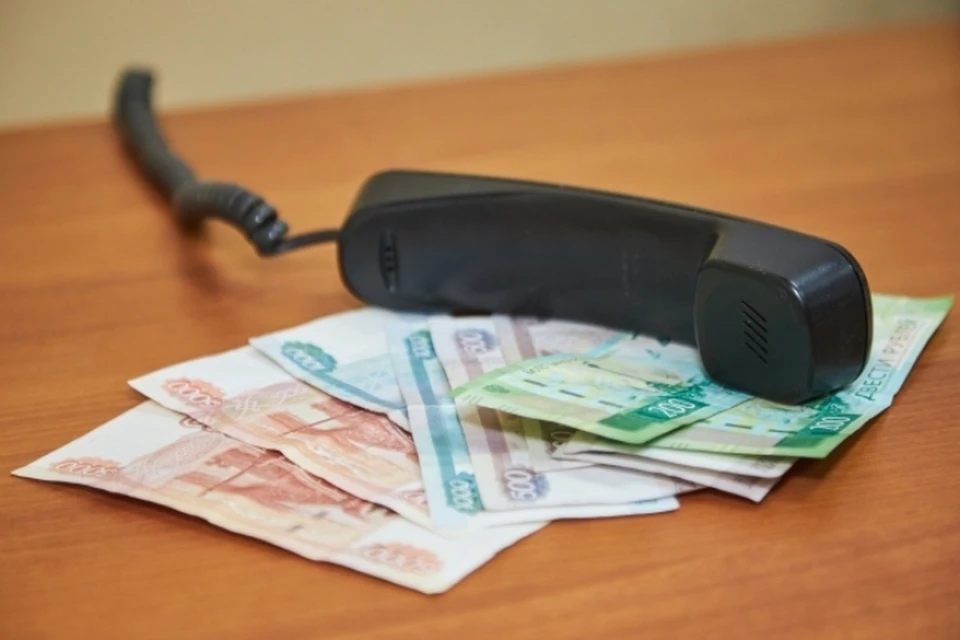 445 тысяч рублей выманили телефонные аферисты у двух пенсионеров в Слюдянке
