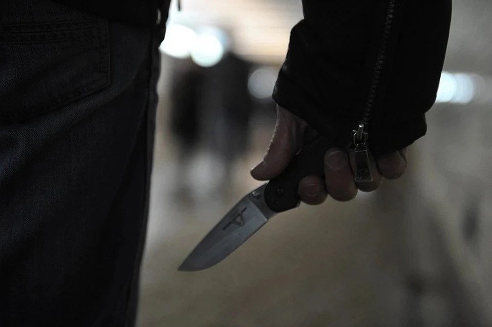 В Севастополе пьяный строитель познакомился с мужчиной и зарезал в его парке