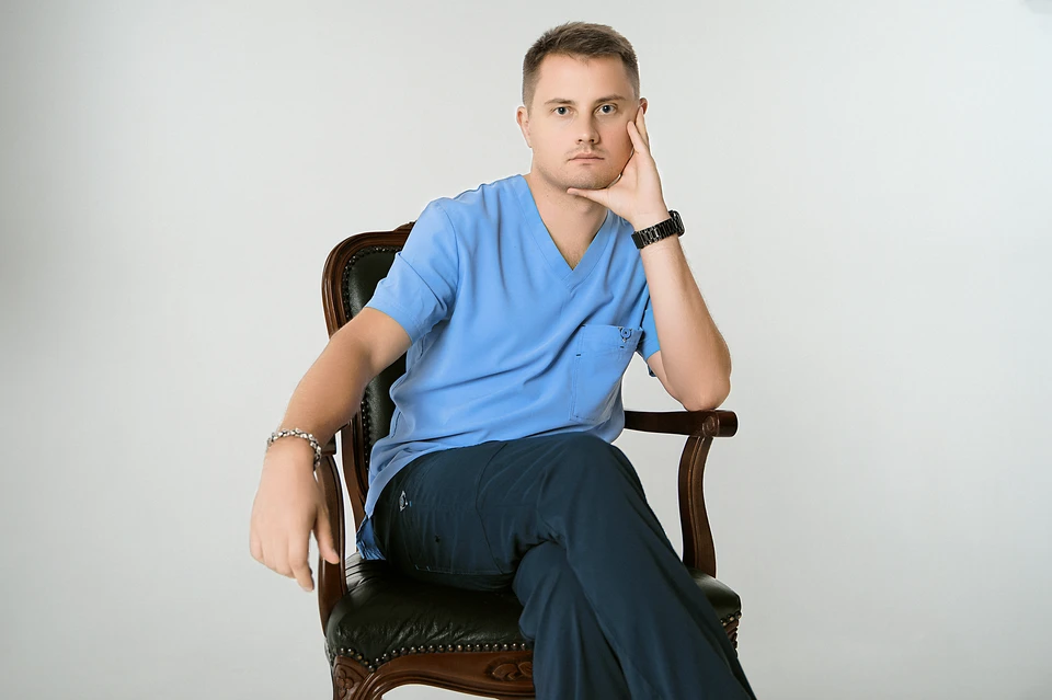Врач-офтальмолог, катарактальный, витреоретинальный хирург клиники «Нью Вижн» — Дмитрий Фомичев