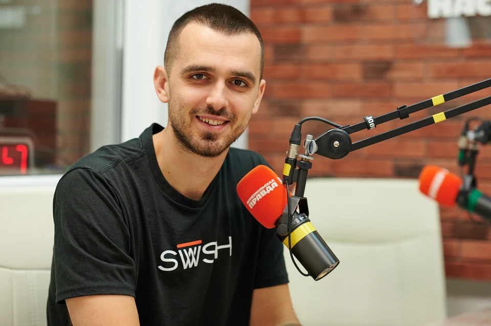 Лука Анджушич на радио «Комсомольская правда-Челябинск» (95,3 FM).