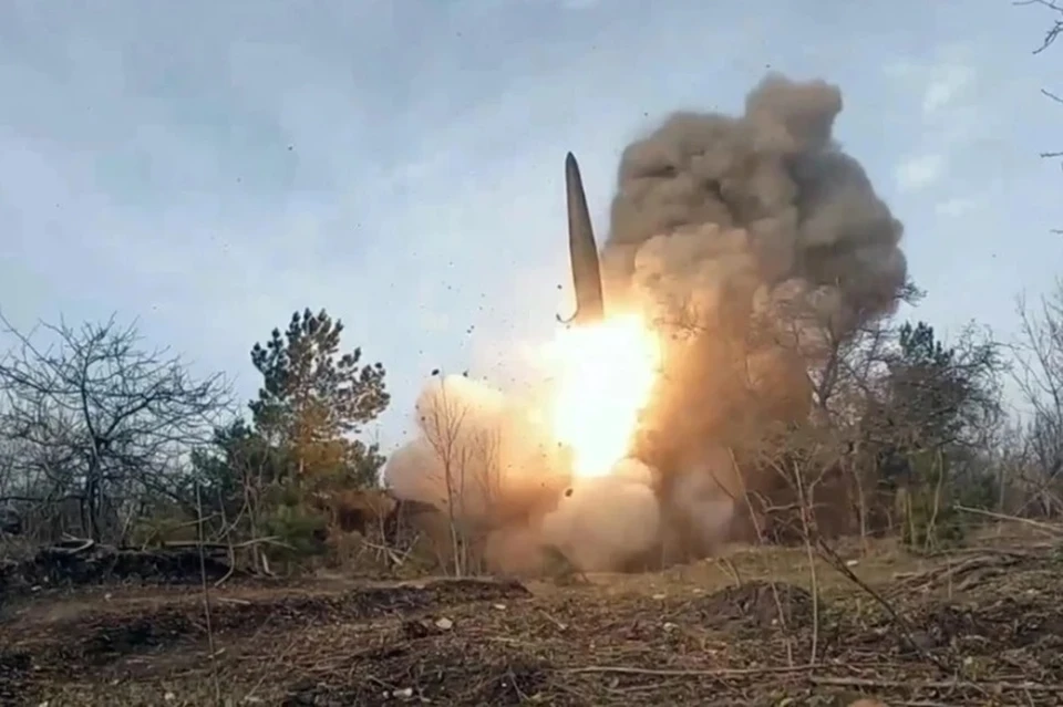 Минобороны РФ: ракетные комплексы "Искандер" уничтожили эшелон бронетехники ВСУ