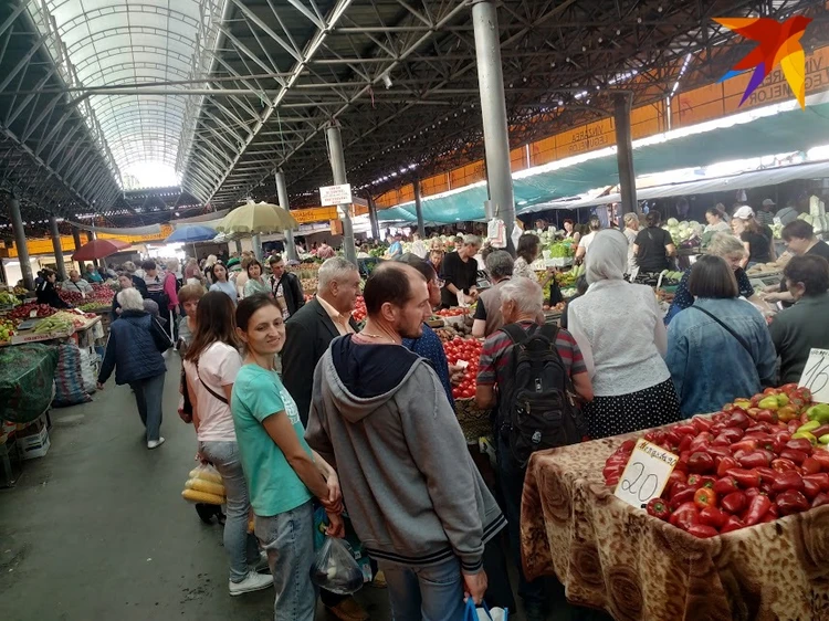 На Центральном рынке Кишинева ценовой переполох: “Какие выборы?! Аджику нужно делать, перец по 25 леев за кило, да все равно уже выбрали за нас”