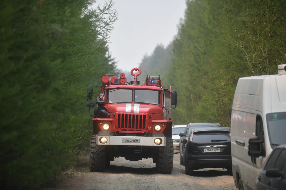 Спустя полтора часа пожар удалось полностью ликвидировать.