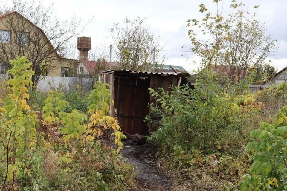 В Ряжске во дворе дома обнаружили останки женщины. Фото: Издательство "Пресса".