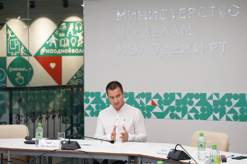 По словам министра, центр объединит в себе наиболее передовые практики и самый лучший опыт со всей страны. Фото: t.me/Rinat_Sadykov_Minmol