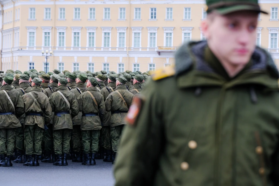 Отправили служить. Осенний призыв 2019 Россия. Армия Санкт-Петербург. Призывник прячется. Бег от военкомата.