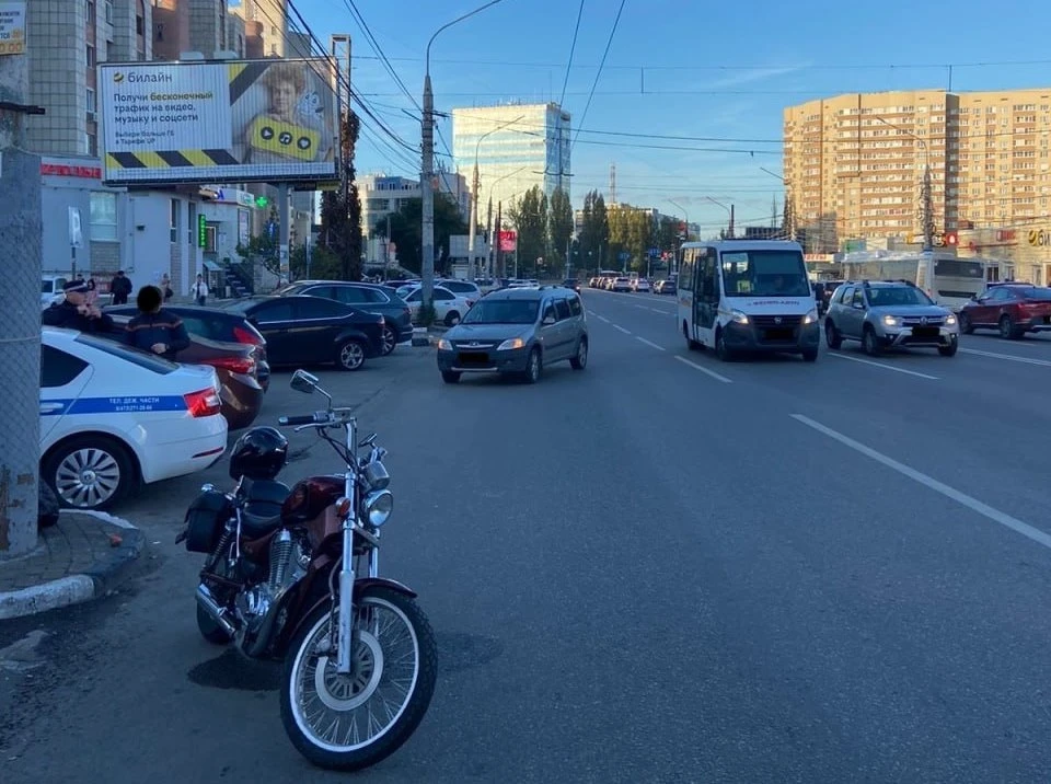 Мотоцикл воронежская область. На мотоцикле заехал в полицию фото.