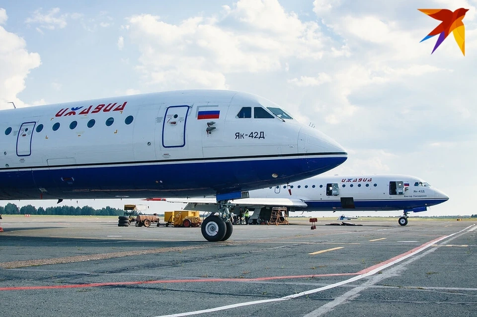 Izhavia. Боинг 737 Ижавиа. Боинг 737-800 Ижавиа. Самолет Ижавиа Ижевск. Ижавиа Авиапарк самолеты.