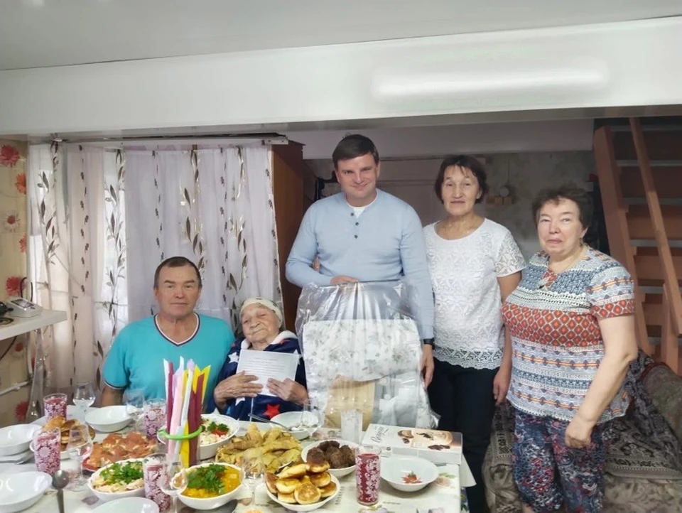 Владимир Путин поздравил жительницу Коми со столетием