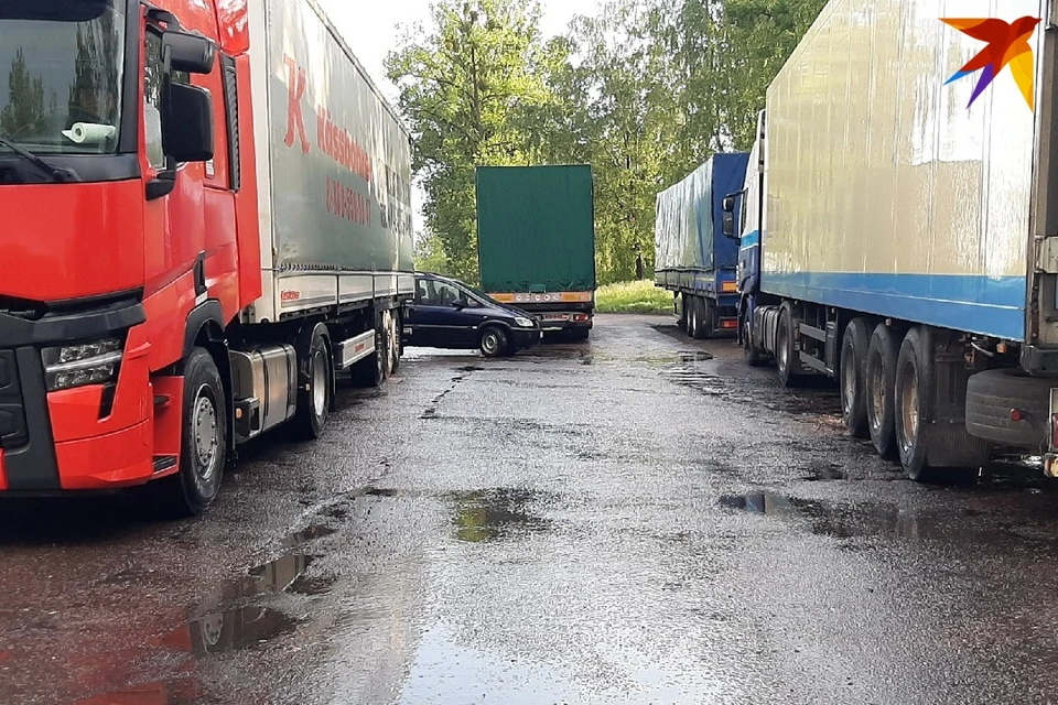 Госпогранкомитет рассказал о ситуации с транспортном на границе, выезжающем в ЕС. Фото: архив «КП»