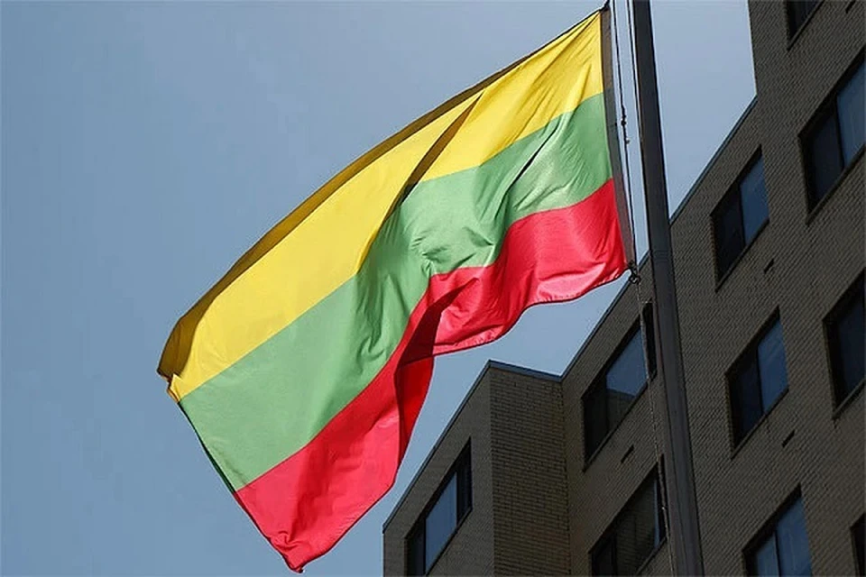 Литва требует ужесточить антироссийские санкции, запретив экспорт гвоздей и иголок. Фото: архив "КП"