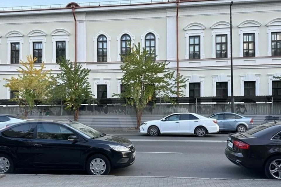 В Красноярске выставили на продажу старейшую больницу за 430 миллионов рублей. Фото: Avito.ru