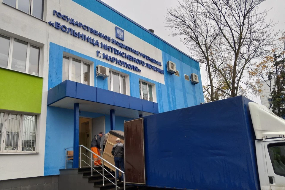Медицинское оборудование и приборы доставили больнице интенсивного лечения Мариуполя. Фото: пресс-служба Минздрава ДНР