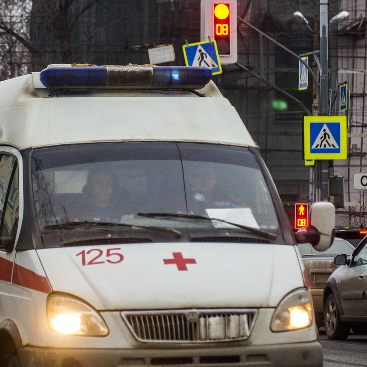 В Ульяновске на строительной площадке один рабочий погиб, другой получил  травмы - KP.RU