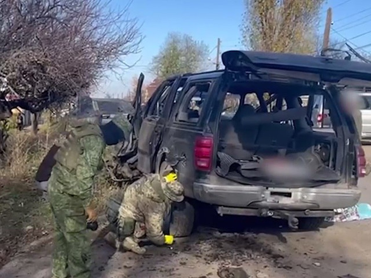 На обочине — покореженный внедорожник, улица перекрыта»: Что происходит на  месте гибели депутата ЛНР Михаила Филипоненко - KP.RU