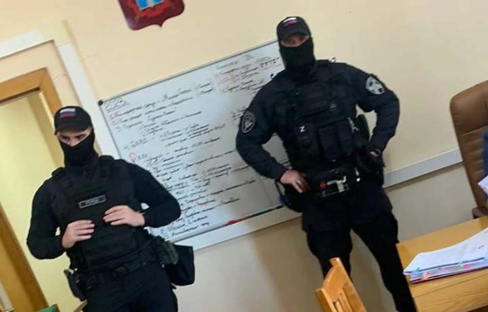 Силовики задержали чиновника прямо в кабинете. Фото: пресс-служба областной ФСБ