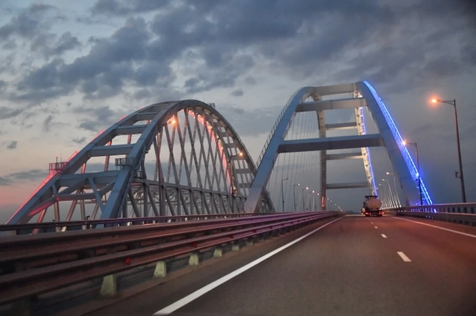 Проехать по Крымскому мосту утром 10 ноября можно без затруднений