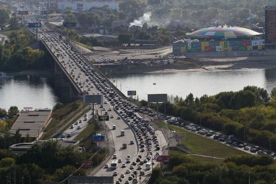 На Димитровском мосту и в тоннеле по проспекту Димитрова в Новосибирске установят системы защиты. Фото: мэрия Новосибирска