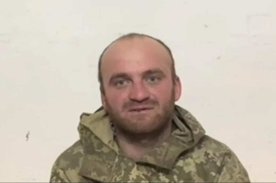Сдавшийся плен украинский солдат призвал сослуживцев возвращаться домой Фото: скриншот видео ТГ-канала Владимира Сальдо