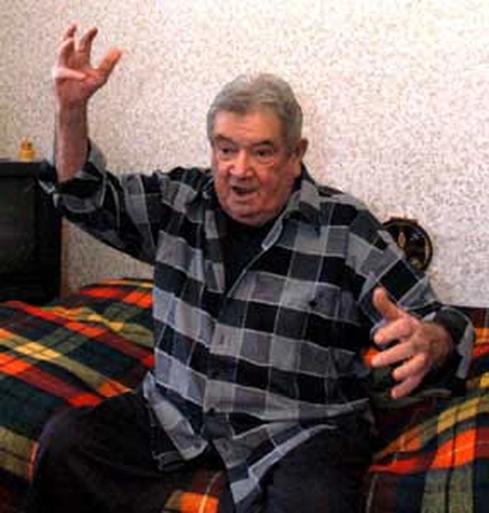- В театре я больше не играю. И не жалею об этом!