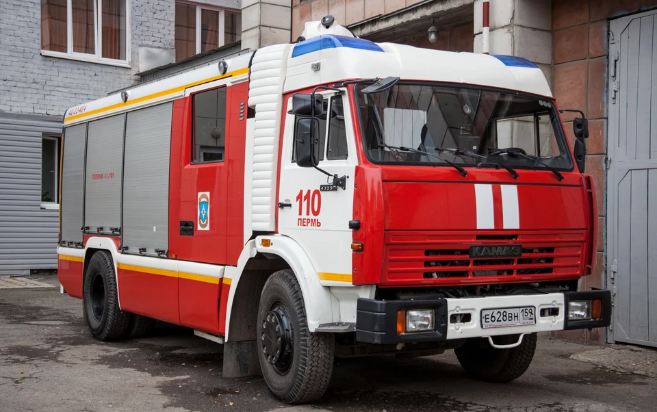 Пожар произошел возле дома на улице Грибоедова, 74.